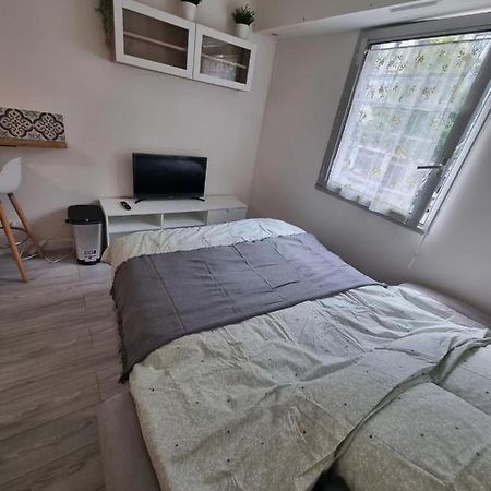 Petit Appartement Cosy Chaville Exterior foto